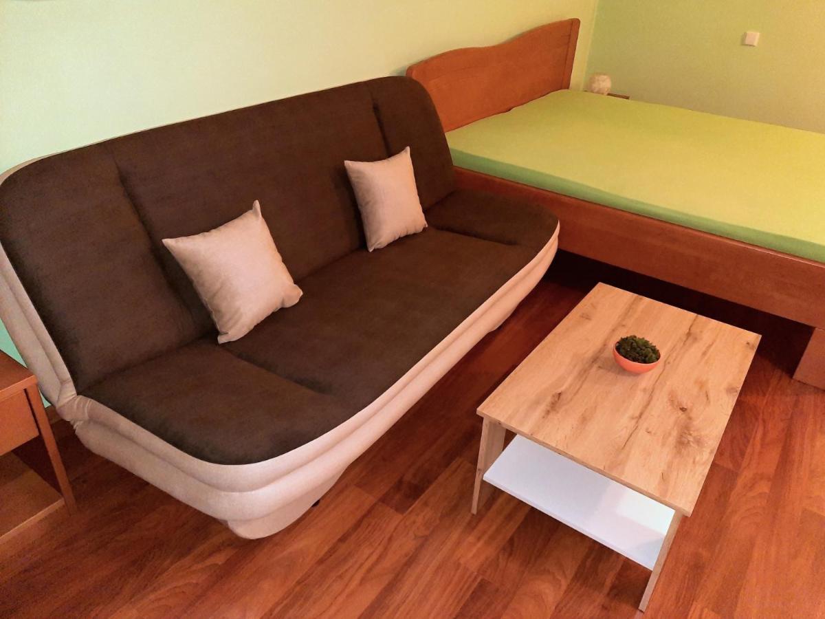 V Prirode Na Okraji Frenstatu Pod Radhostem Apartment Frenstat pod Radhostem Exterior photo